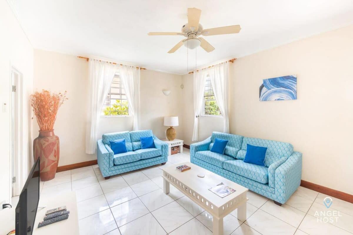 2-Story Townhome With Private Pool, Ideal For Group! 크리스트 처치 외부 사진