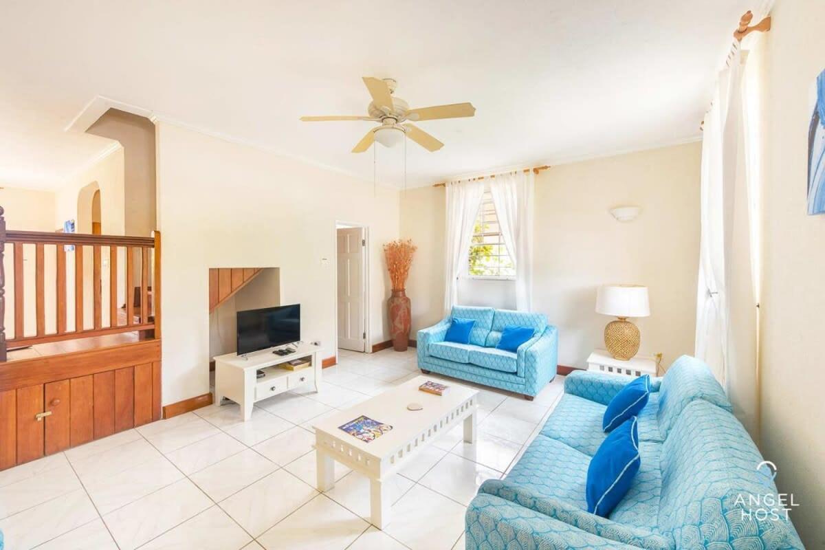 2-Story Townhome With Private Pool, Ideal For Group! 크리스트 처치 외부 사진