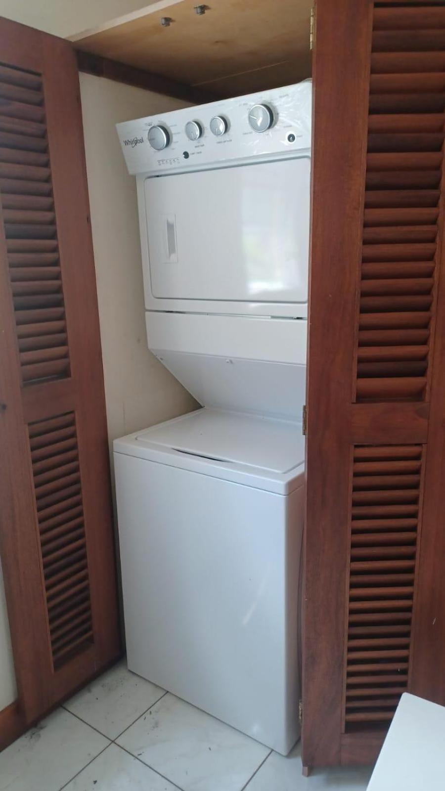 2-Story Townhome With Private Pool, Ideal For Group! 크리스트 처치 외부 사진